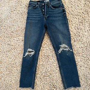 Re/Done  90s High Rise Ankle Crop. color: dusk destroy